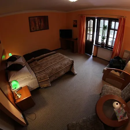 Homestay Pensjonat Rezydencja Parkowa