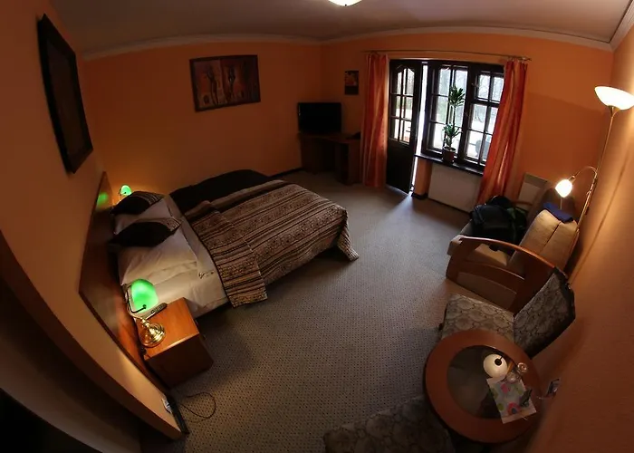 Homestay Pensjonat Rezydencja Parkowa